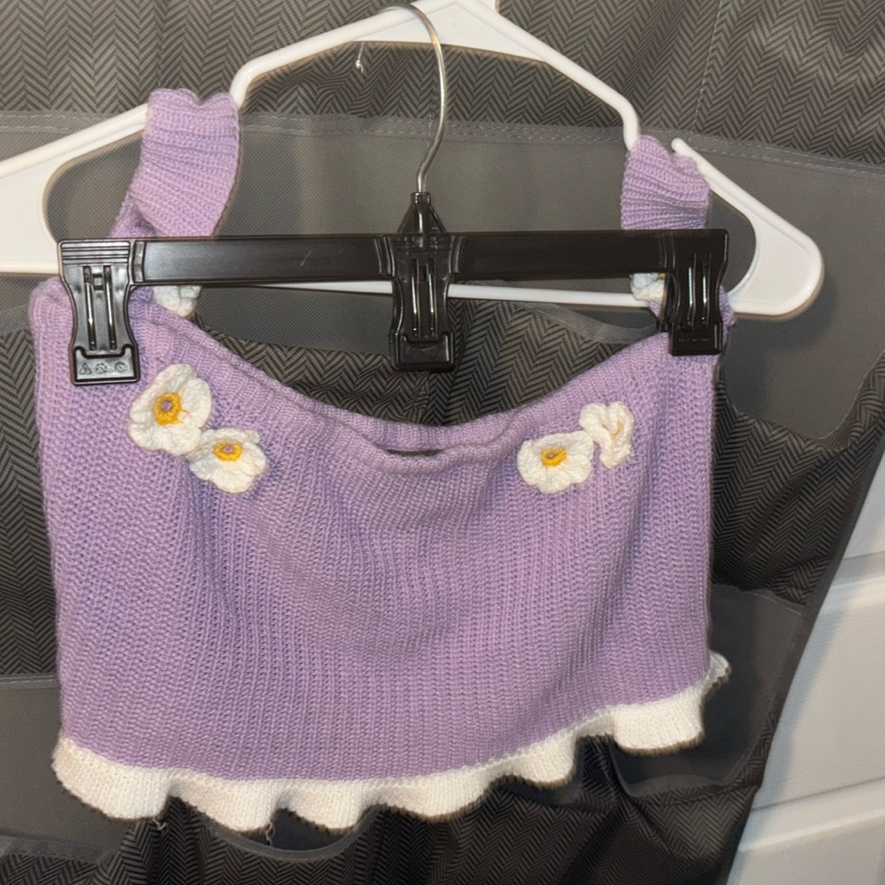 Finesse purple shoulder top